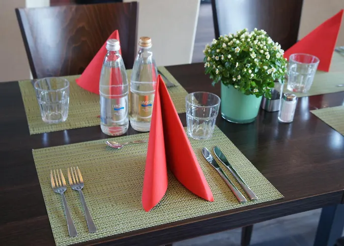 Holiday Inn Express Zürich Airport, an IHG Hotel
